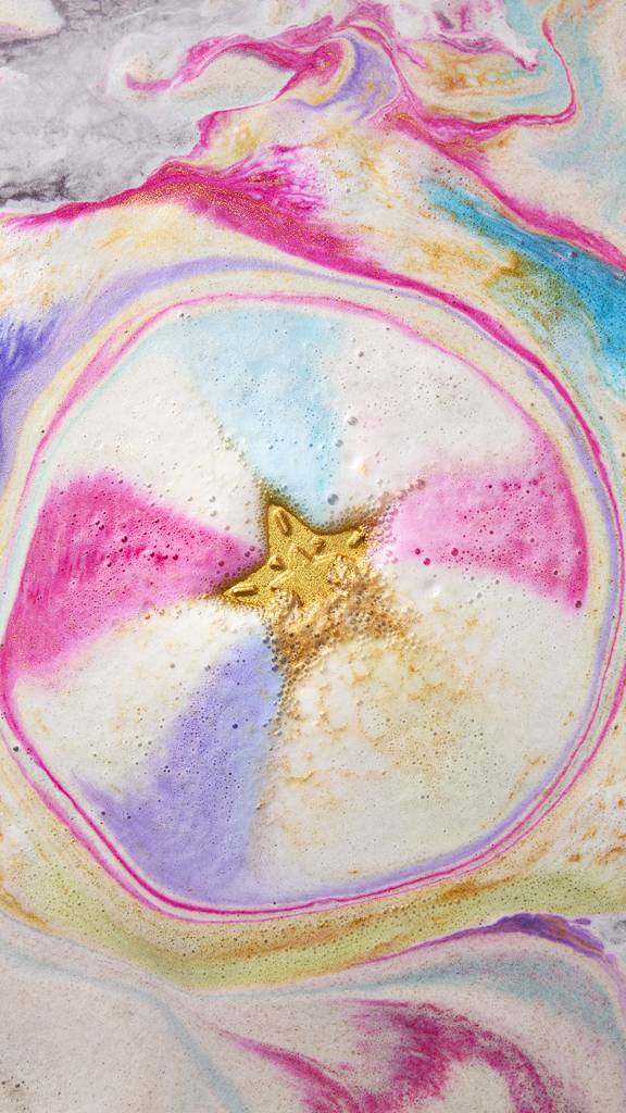The Art of Christmas Bathing - Each